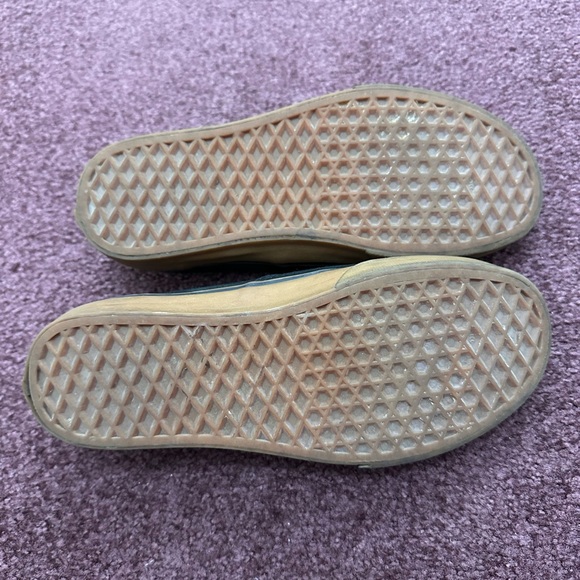 Vans Authentic Black & Gum Shoes - Picture 4 of 5